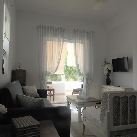 Sgs Luxury Apartments Xylokastro Ngoại thất bức ảnh